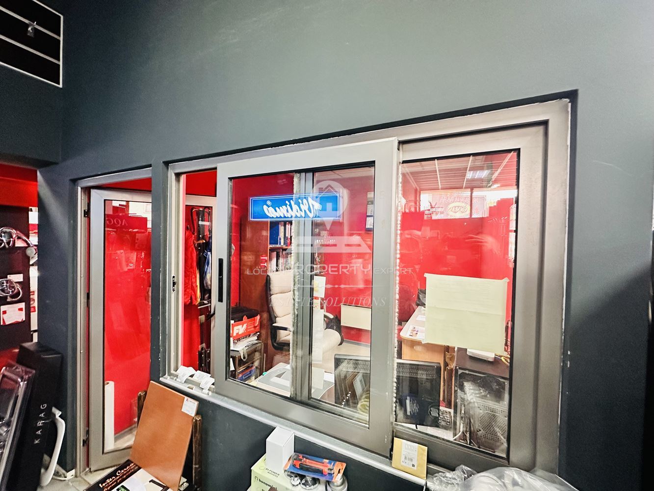 ТЪРГОВСКО ПОМЕЩЕНИЕ В ИДЕАЛЕН ЦЕНТЪР НА ГР. РАЗЛОГ, УЛ. ОПЪЛЧЕНСКА 1. - 0