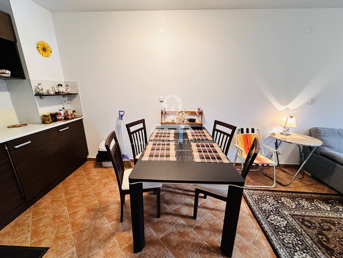 ЮЖЕН, ДВУСТАЕН, ОБЗАВЕДЕН АПАРТАМЕНТ, ПОД НАЕМ В КОМПЛЕКС "PRESPA", ГР.БАНСКО. - 0