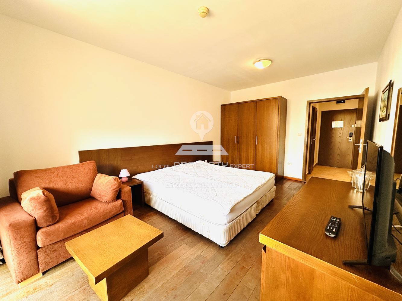 ЮЖЕН ДВУСТАЕН, ОБЗАВЕДЕН АПАРТАМЕНТ В КОМПЛЕКС "БЕЛВЮ РЕЗИДЕНС", УЛ. "НАЙДЕН ГЕРОВ" 1, ГР. БАНСКО. - 0