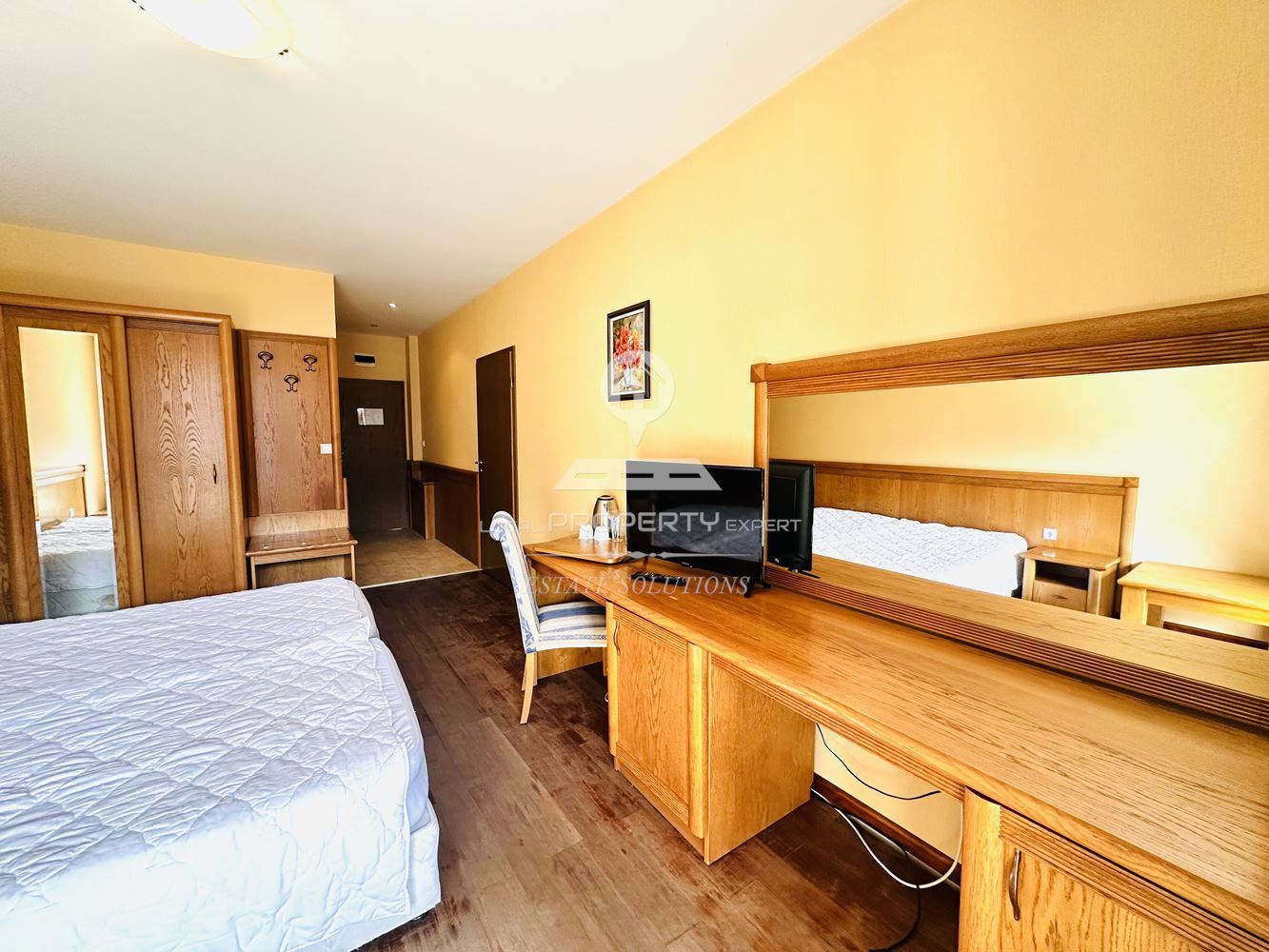 ЮЖЕН ДВУСТАЕН, ОБЗАВЕДЕН АПАРТАМЕНТ В КОМПЛЕКС "БЕЛВЮ РЕЗИДЕНС", УЛ. "НАЙДЕН ГЕРОВ" 1, ГР. БАНСКО. - 0