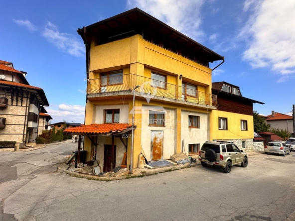 ИДЕАЛНА ИНВЕСТИЦИЯ! ТРИЕТАЖНА КЪЩА С МЕХАНА И ВЪЗМОЖНОСТ ЗА БИЗНЕС В ГР. БАНСКО - 0