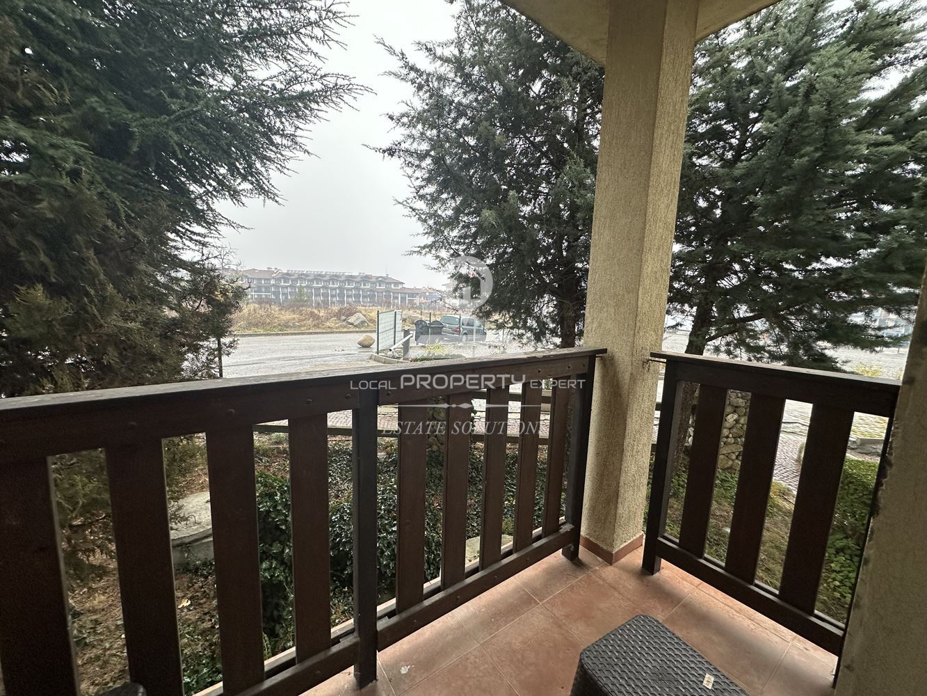 ОБЗАВЕДЕН, ТРИСТАЕН АПАРТАМЕНТ, ПОД НАЕМ В ЖИЛИЩНА СГРАДА "PRESPA", М. ГРАМАДЕТО, ГР. БАНСКО. - 0