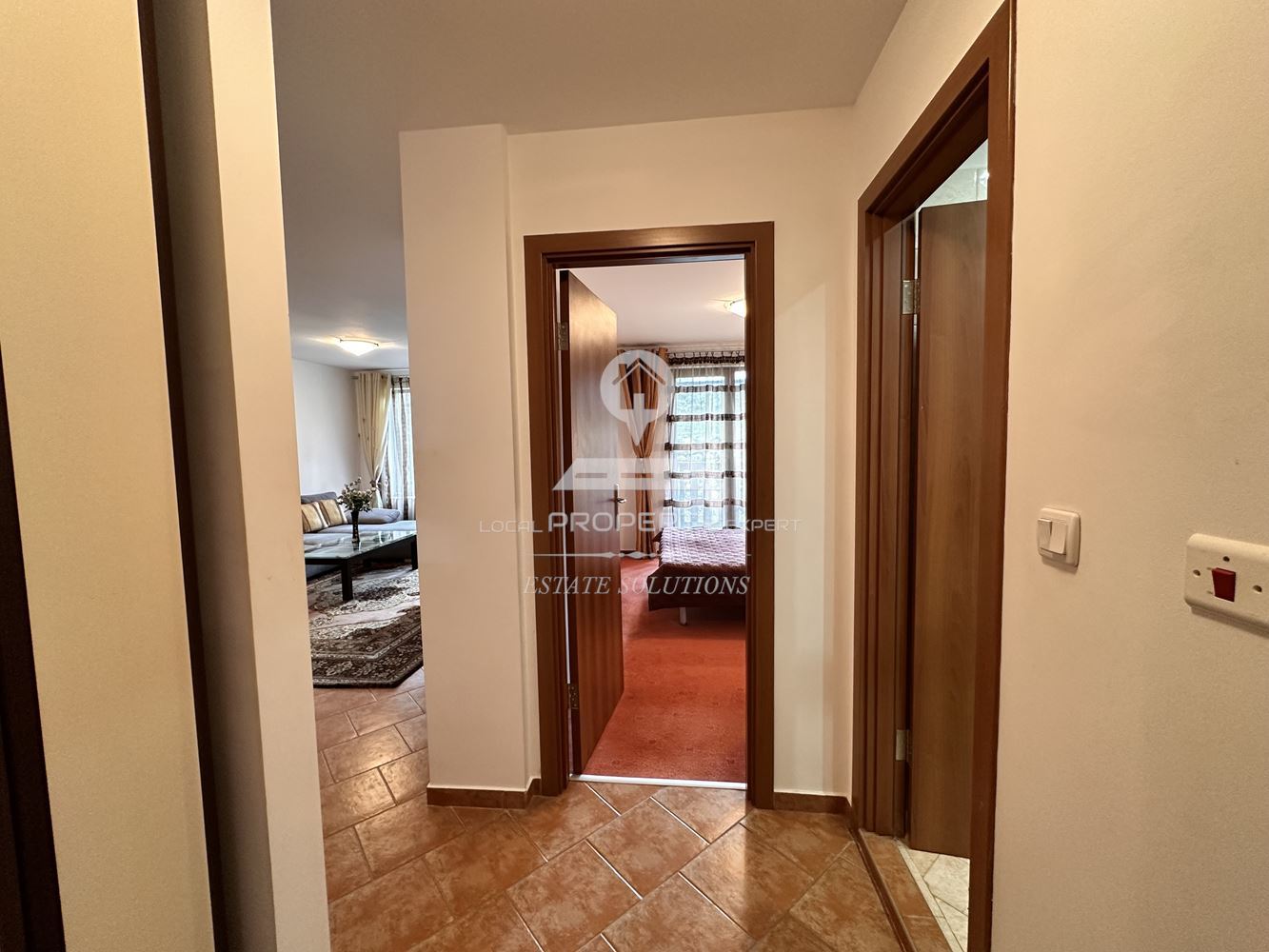 ЮЖЕН, ДВУСТАЕН, ОБЗАВЕДЕН АПАРТАМЕНТ, ПОД НАЕМ В КОМПЛЕКС "PRESPA", ГР.БАНСКО. - 0