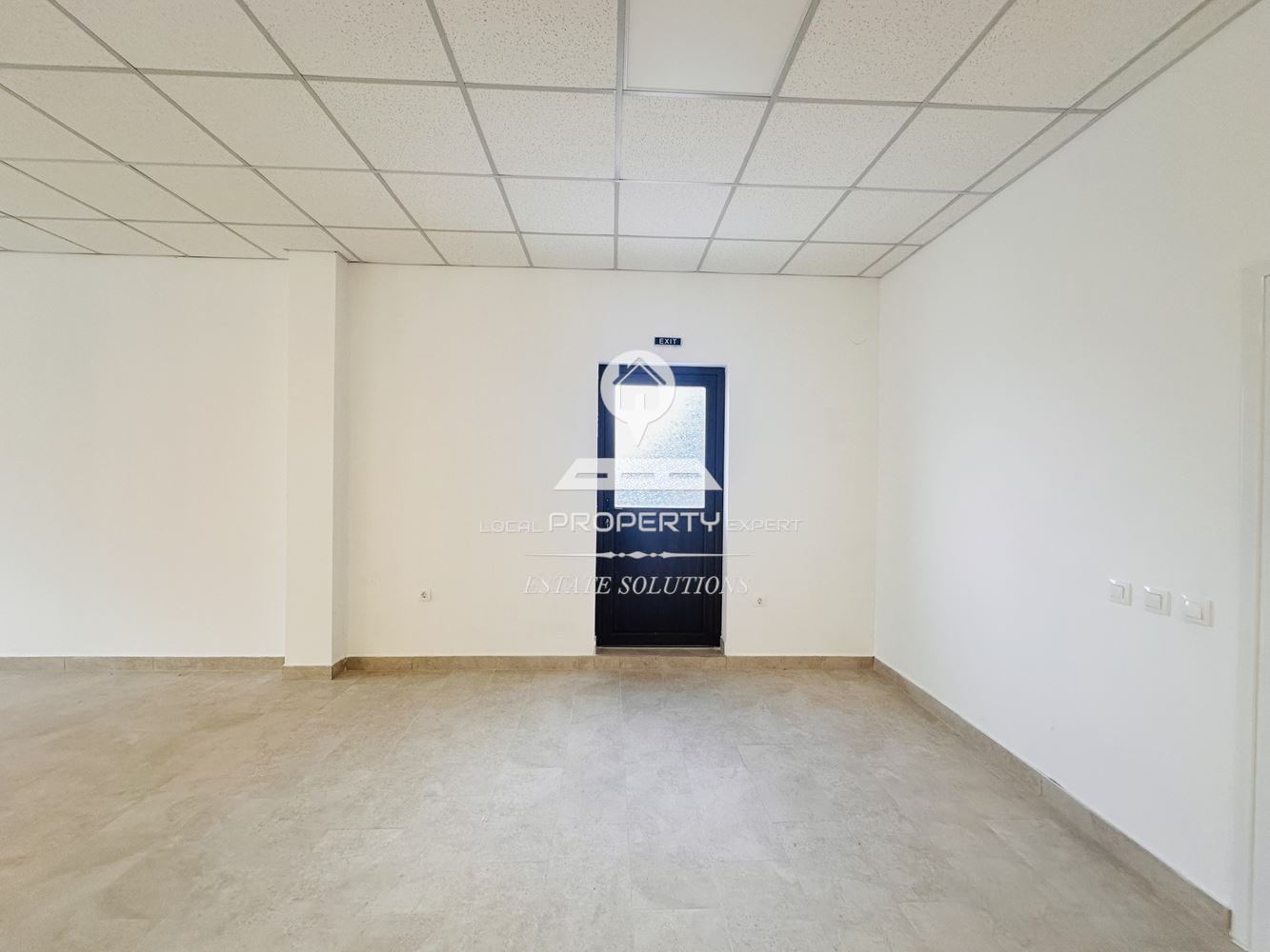 ТЪРГОВСКО ПОМЕЩЕНИЕ С ТОП ЛОКАЦИЯ, УЛ. ПИРИН 64, ГР. БАНСКО. - 0