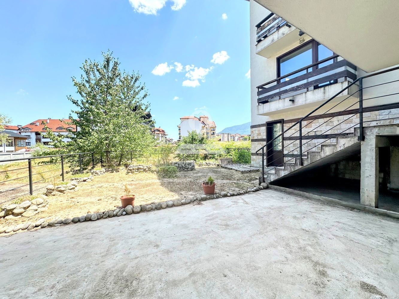 ДВУСТАЕН АПАРТАМЕНТ В ЖИЛИЩНА СГРАДА 'MOUNTAIN PARADISE 2', ГР. БАНСКО. - 0