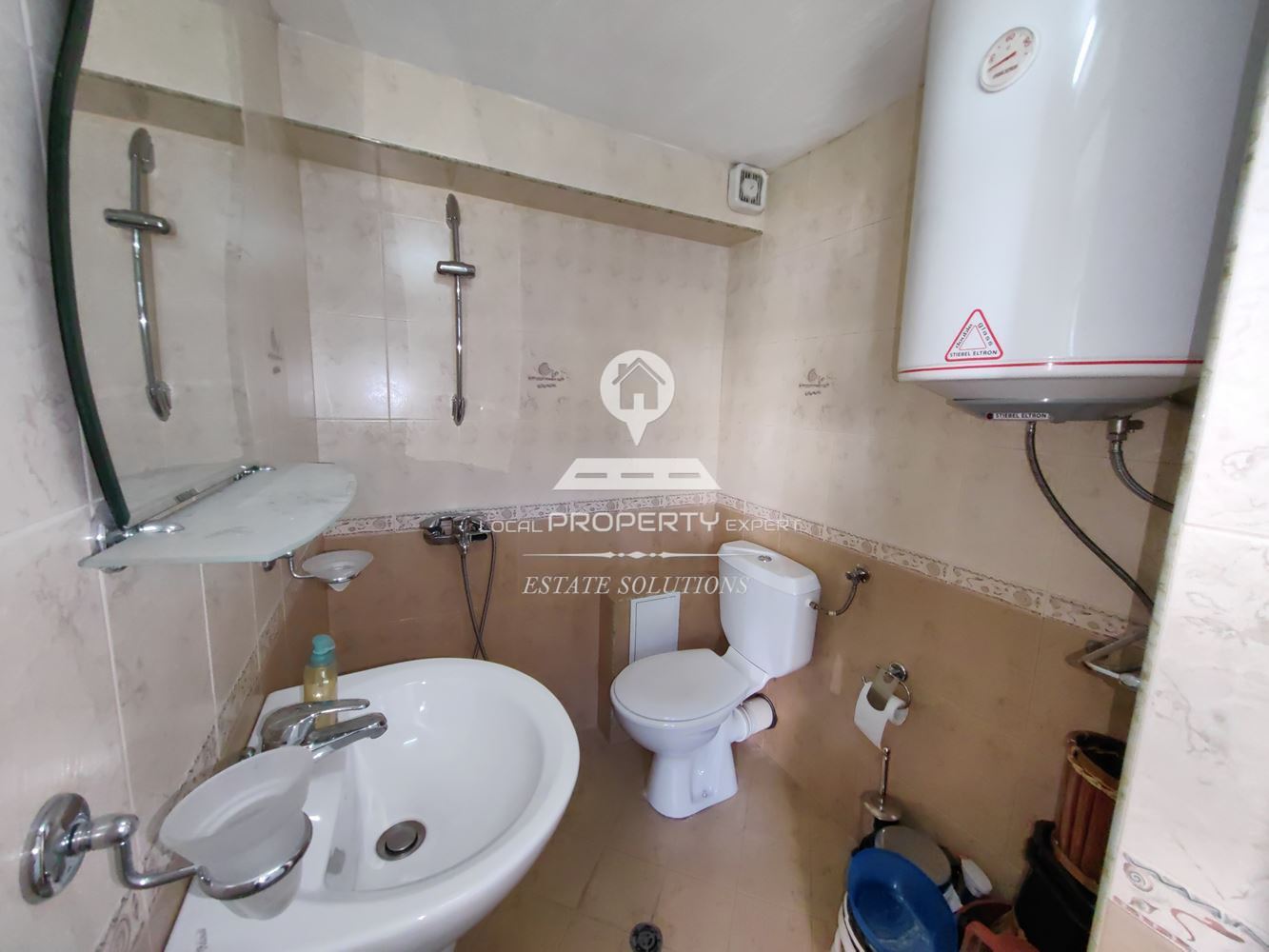 Офис - Благоевград, област, гр.Банско - 0