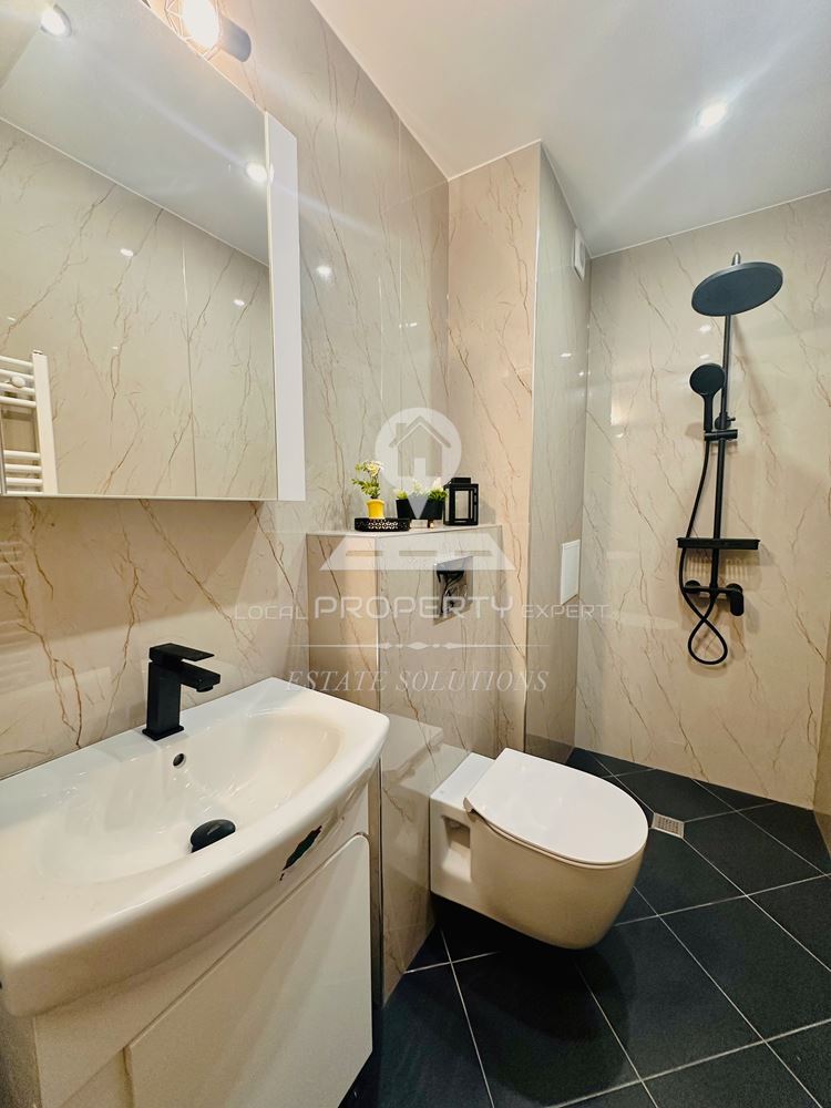 ДВУСТАЕН АПАРТАМЕНТ В ЖИЛИЩНА СГРАДА, С ПАРКО МЯСТО И МАЗЕ, ГР. БАНСКО - 0