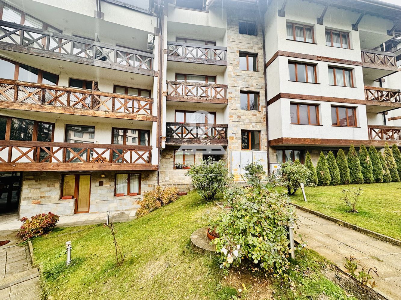 ДВУСТАЕН АПАРТАМЕНТ В ЖИЛИЩНА СГРАДА "НЕОН", ГР. БАНСКО - 0