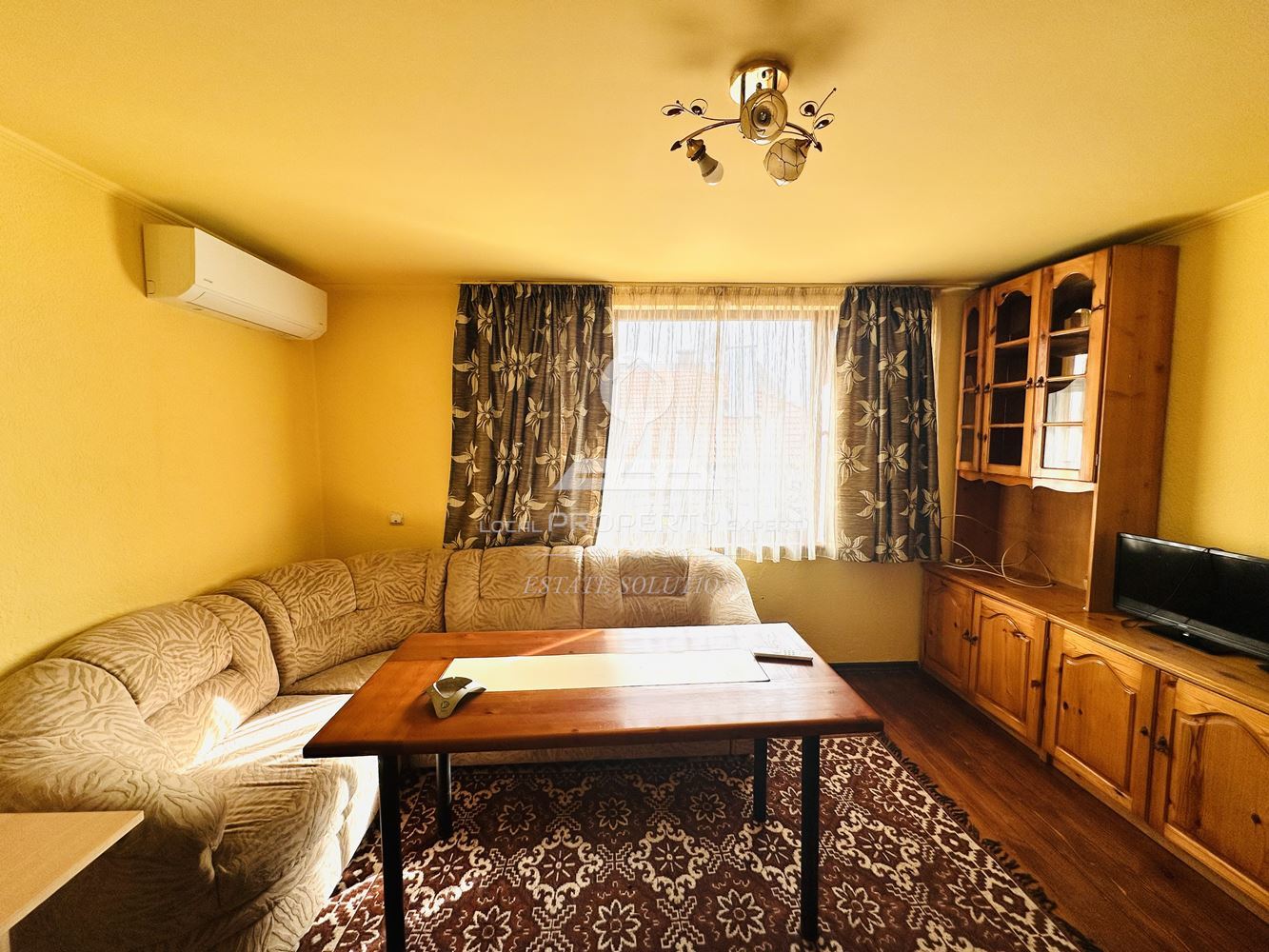 НАПЪЛНО ОБЗАВЕДЕН ЕТАЖ ОТ КЪЩА ПОД НАЕМ В ЖИЛИЩЕН РАЙОН, УЛ. ВАСИЛ АПРИЛОВ, КВ. ГЛАЗНЕ, ГР. БАНСКО. - 0