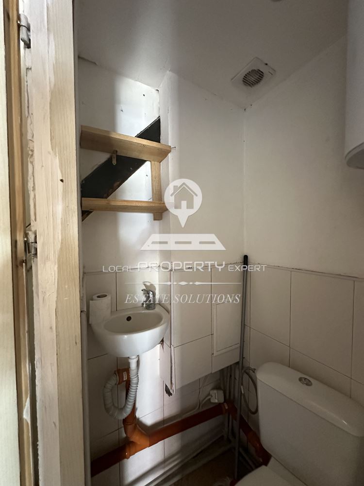 ТЪРГОВСКО ПОМЕЩЕНИЕ С ТОП ЛОКАЦИЯ НА УЛ. ПИРИН, ГР. БАНСКО. - 0