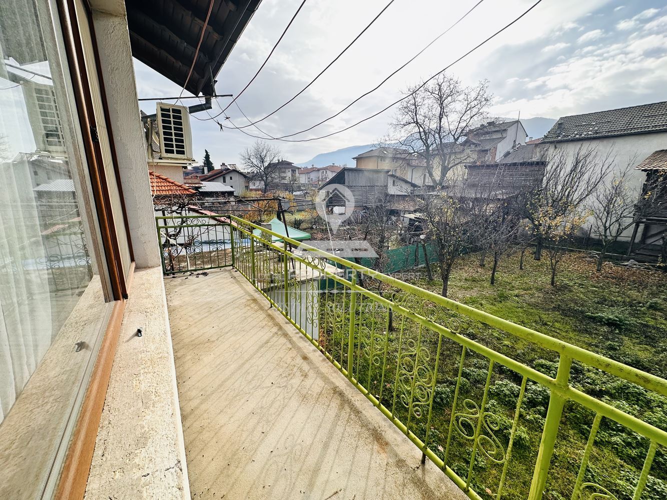 НАПЪЛНО ОБЗАВЕДЕН ЕТАЖ ОТ КЪЩА ПОД НАЕМ В ЖИЛИЩЕН РАЙОН, УЛ. ВАСИЛ АПРИЛОВ, КВ. ГЛАЗНЕ, ГР. БАНСКО. - 0