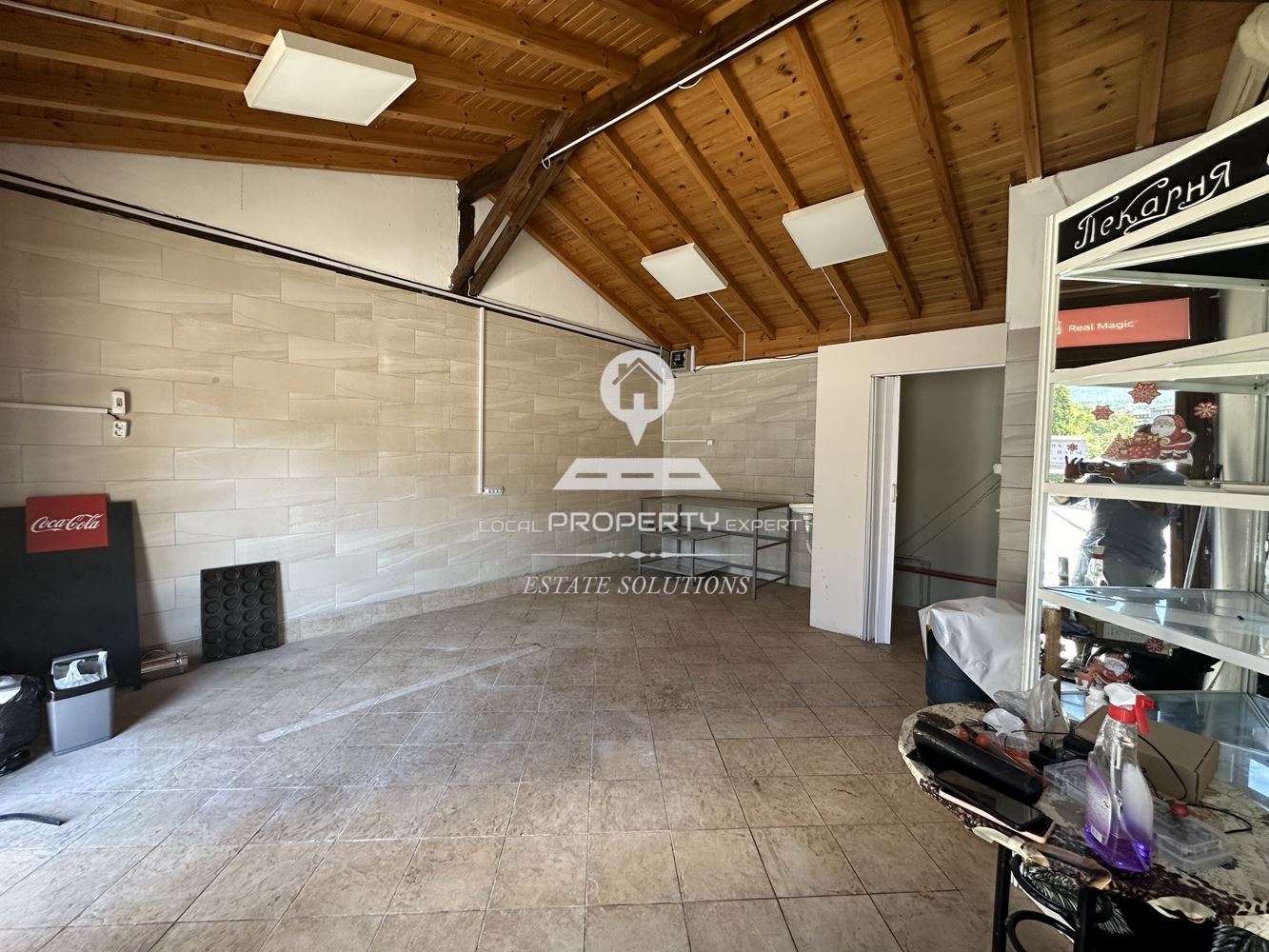 ТЪРГОВСКО ПОМЕЩЕНИЕ С ТОП ЛОКАЦИЯ НА УЛ. ПИРИН, ГР. БАНСКО. - 0