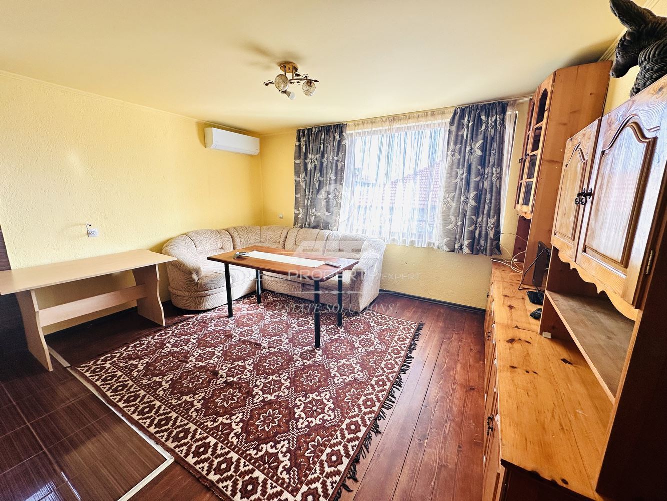 НАПЪЛНО ОБЗАВЕДЕН ЕТАЖ ОТ КЪЩА ПОД НАЕМ В ЖИЛИЩЕН РАЙОН, УЛ. ВАСИЛ АПРИЛОВ, КВ. ГЛАЗНЕ, ГР. БАНСКО. - 0