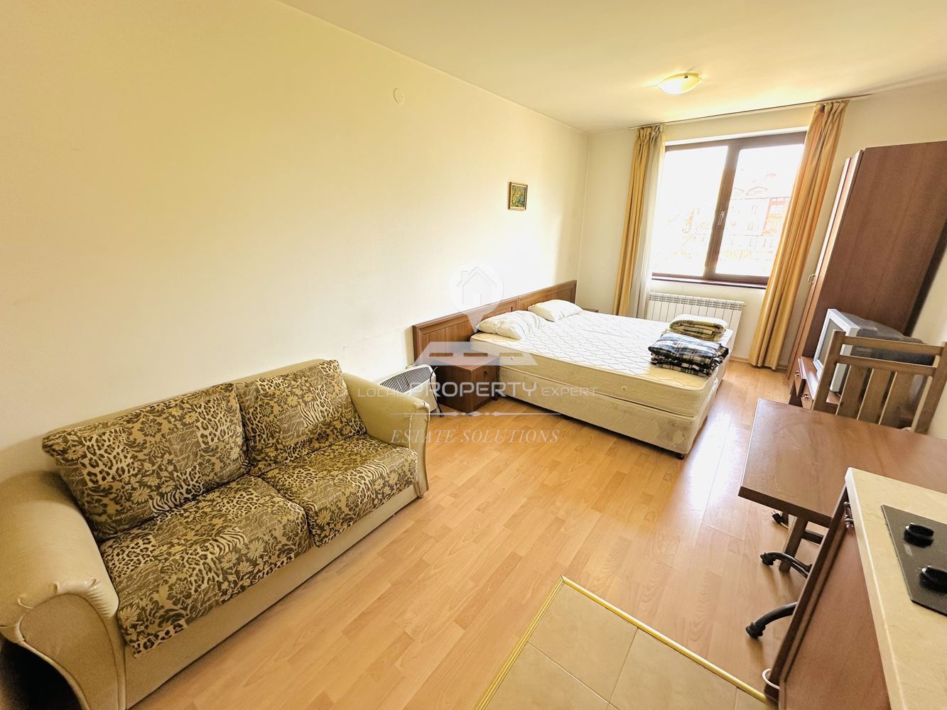 ОБЗАВЕДЕНО СТУДИО ПОД НАЕМ В ЖИЛИЩНА СГРАДА "MOUNTAIN PARADISE 1" ГР. БАНСКО. - 0