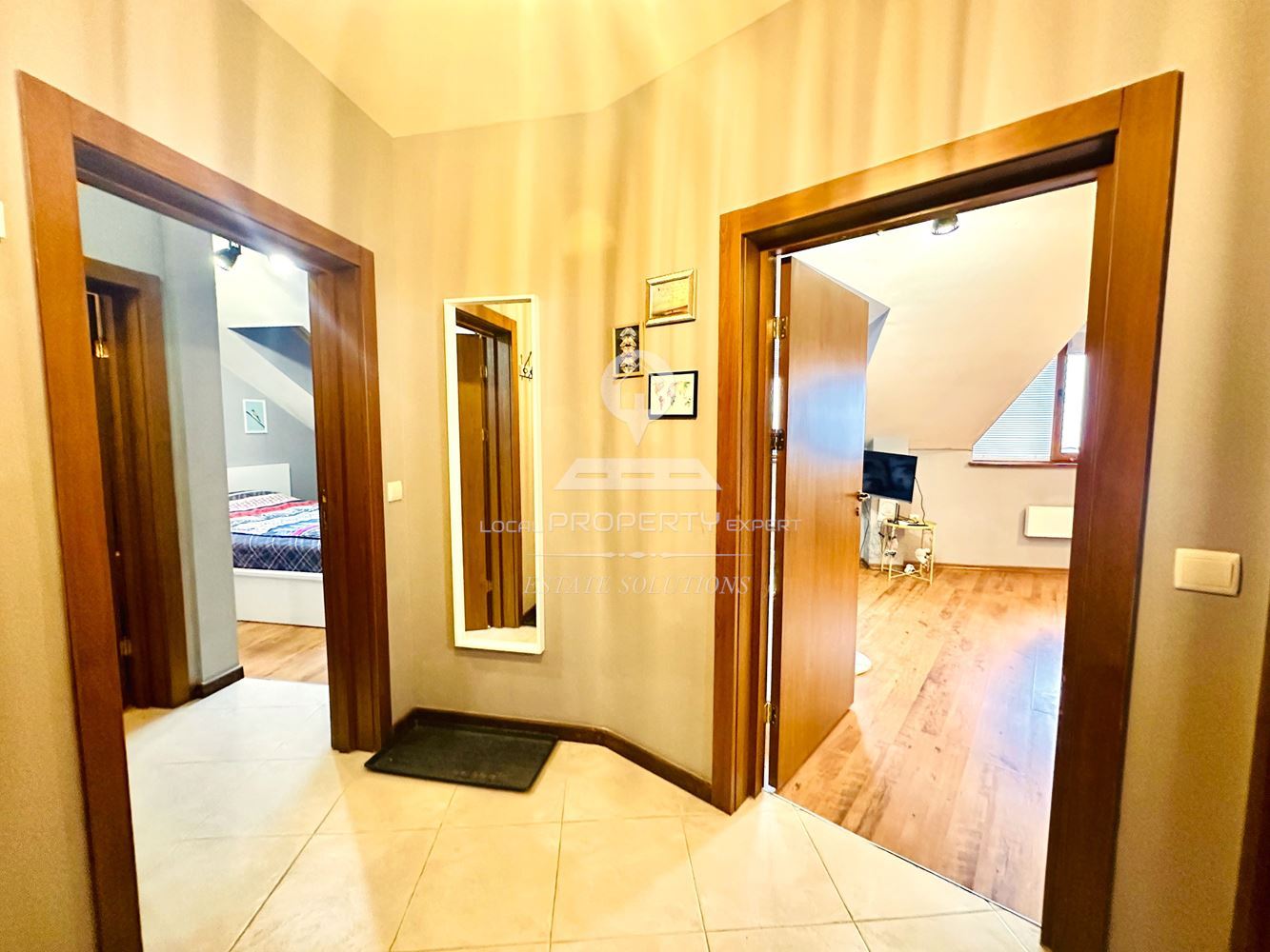 ДВУСТАЕН АПАРТАМЕНТ В ЖИЛИЩНА СГРАДА "НЕОН", ГР. БАНСКО - 0