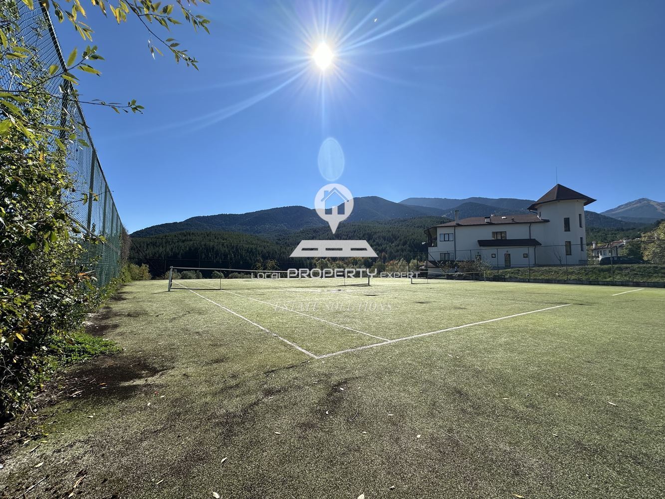 РЕНОВИРАНА ЕДНОФАМИЛНА КЪЩА ПОД НАЕМ В КОМПЛЕКС "PINE ROSE", МЕСТНОСТА "СВЕТИ ИВАН", ГР. БАНСКО. - 0