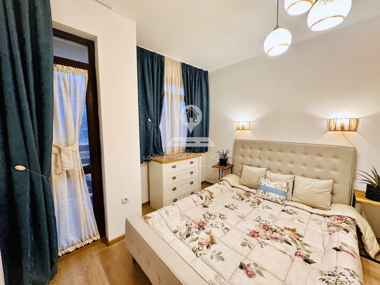 ДВУСТАЕН АПАРТАМЕНТ В ЖИЛИЩНА СГРАДА, С ПАРКО МЯСТО И МАЗЕ, ГР. БАНСКО - 0