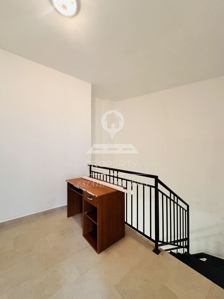 Магазин - Благоевград, област, гр.Банско - 0