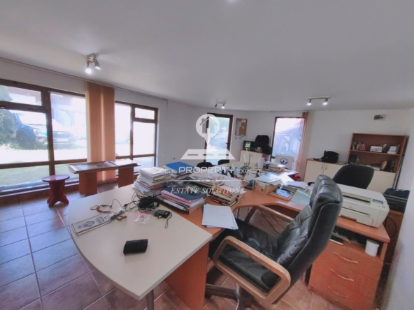 Офис - Благоевград, област, гр.Банско - 0