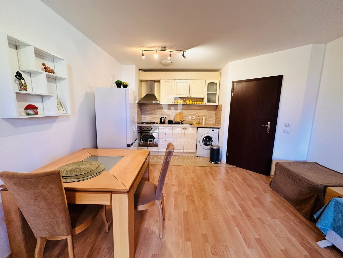 ДВУСТАЕН АПАРТАМЕНТ В ЖИЛИЩНА СГРАДА 'MOUNTAIN PARADISE 2', ГР. БАНСКО. - 0