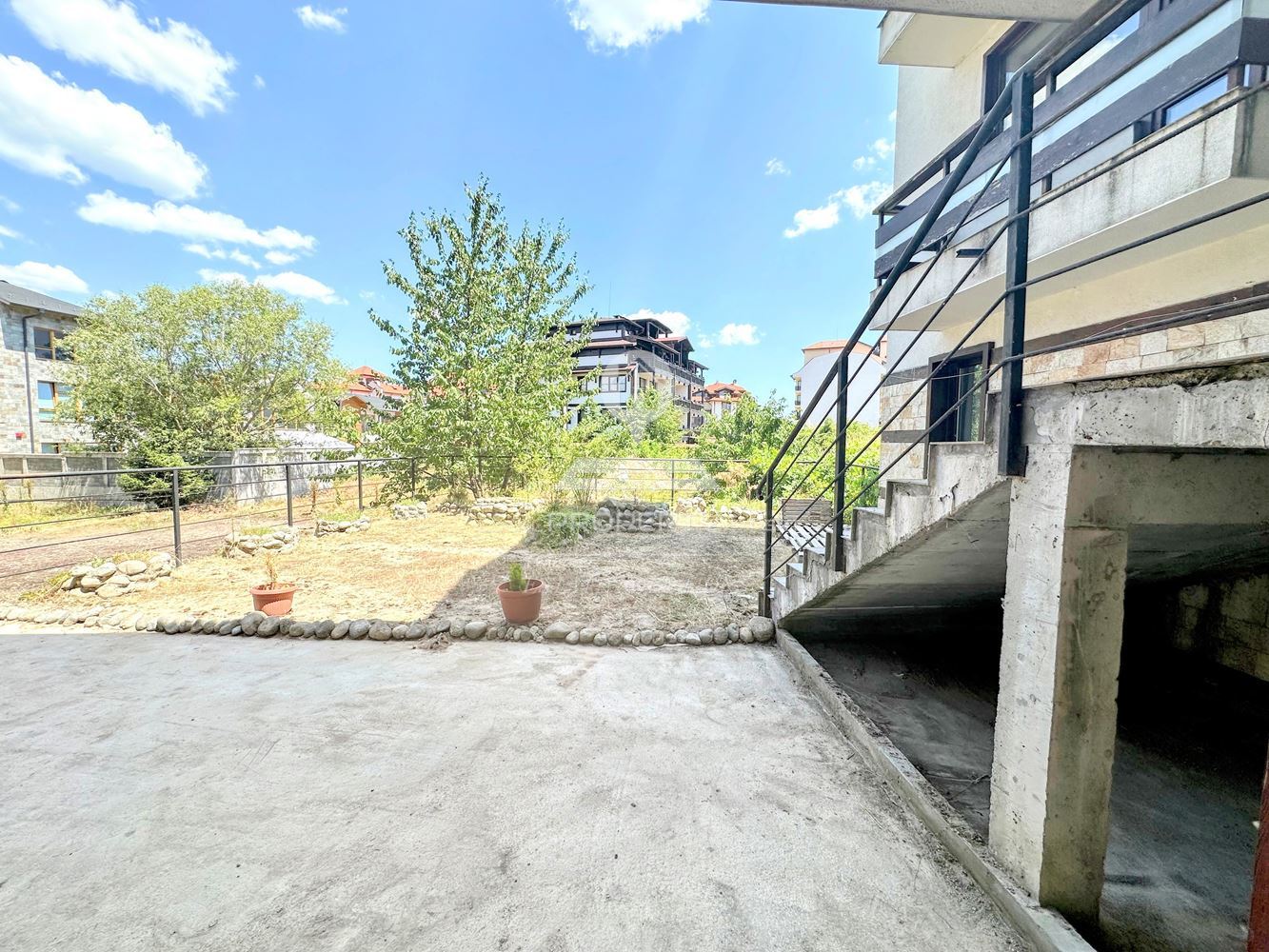 ДВУСТАЕН АПАРТАМЕНТ В ЖИЛИЩНА СГРАДА 'MOUNTAIN PARADISE 2', ГР. БАНСКО. - 0