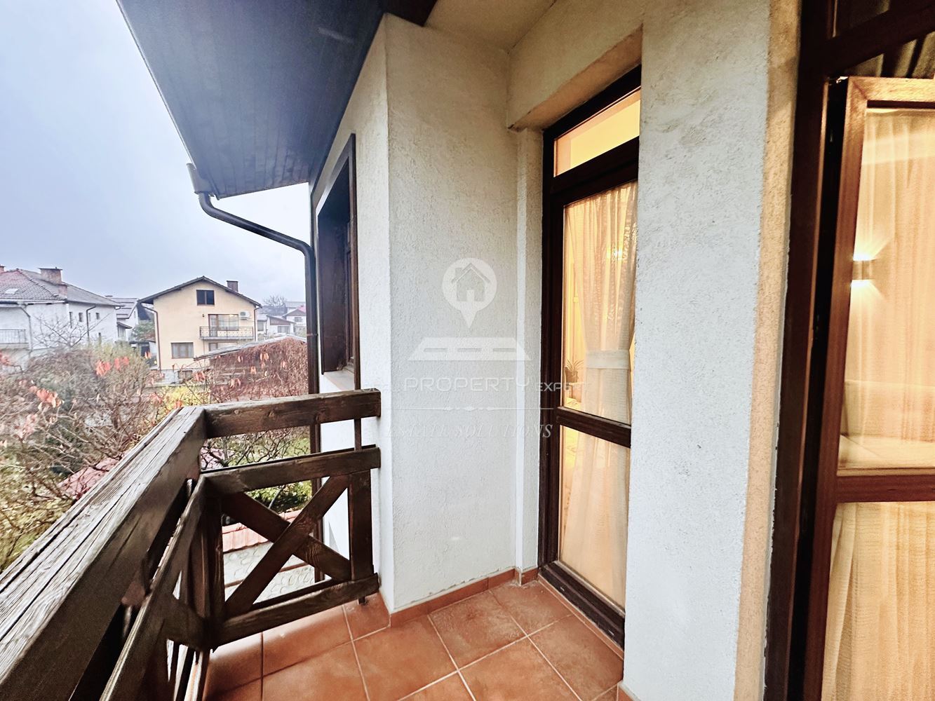 ДВУСТАЕН АПАРТАМЕНТ В ЖИЛИЩНА СГРАДА, С ПАРКО МЯСТО И МАЗЕ, ГР. БАНСКО - 0