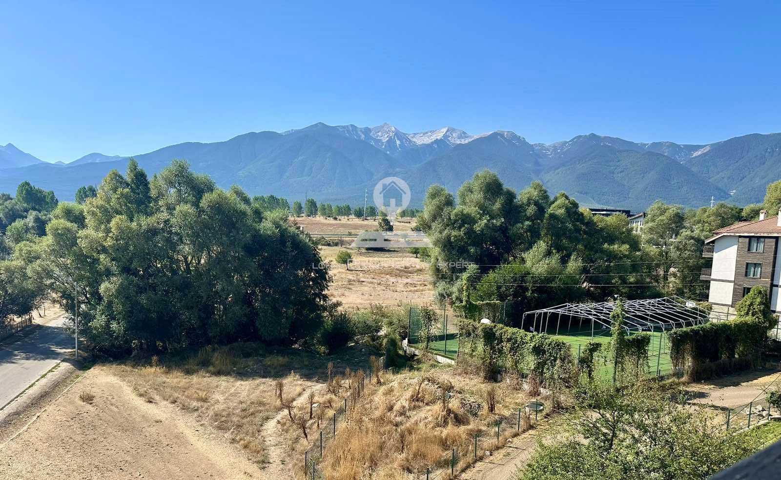 НАПЪЛНО ОБЗАВЕДЕН ТРИСТАЕН, ЮЖЕН АПАРТАМЕНТ В КОМПЛЕКС "ТРИ ПЛАНИНИ", ГР. РАЗЛОГ. - 0