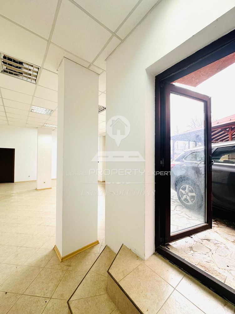 ТЪРГОВСКО ПОМЕЩЕНИЕ С ТОП ЛОКАЦИЯ, УЛ. ПИРИН 127, М. ГРАМАДЕТО, ГР. БАНСКО. - 0