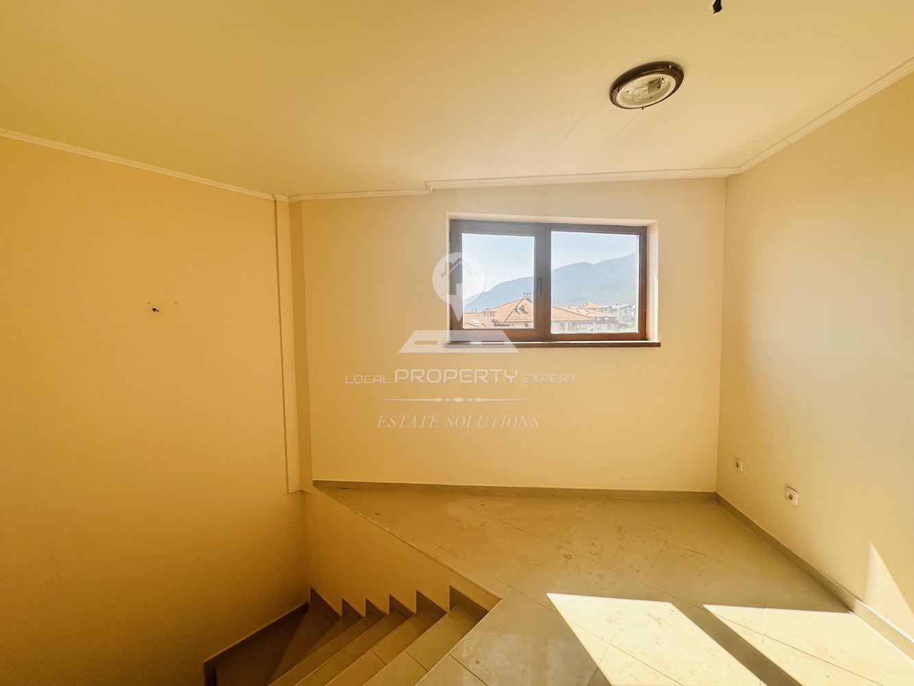 МЕЗОНЕТ С ЮЖНО ИЗЛОЖЕНИЕ, В ЖИЛИЩНА СГРАДА "ORCHARD" ГР. БАНСКО - 0