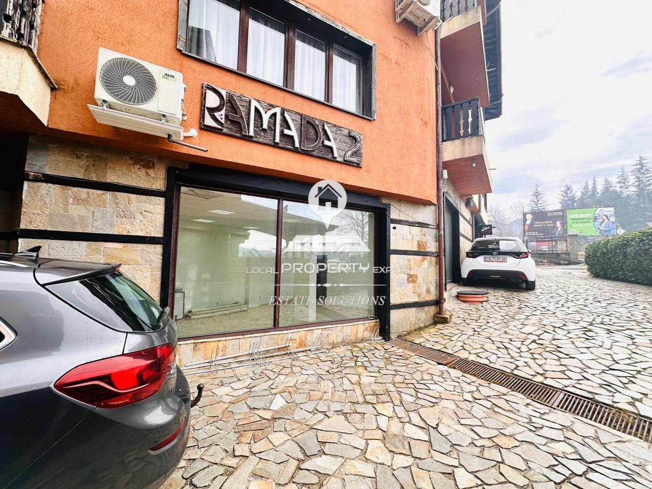 ТЪРГОВСКО ПОМЕЩЕНИЕ ЗА ПРОДАЖБА НА МЕТРИ ОТ ЛИФТА, УЛ. "ПИРИН", КВ. ГРАМАДЕТО, ГР. БАНСКО. - 0