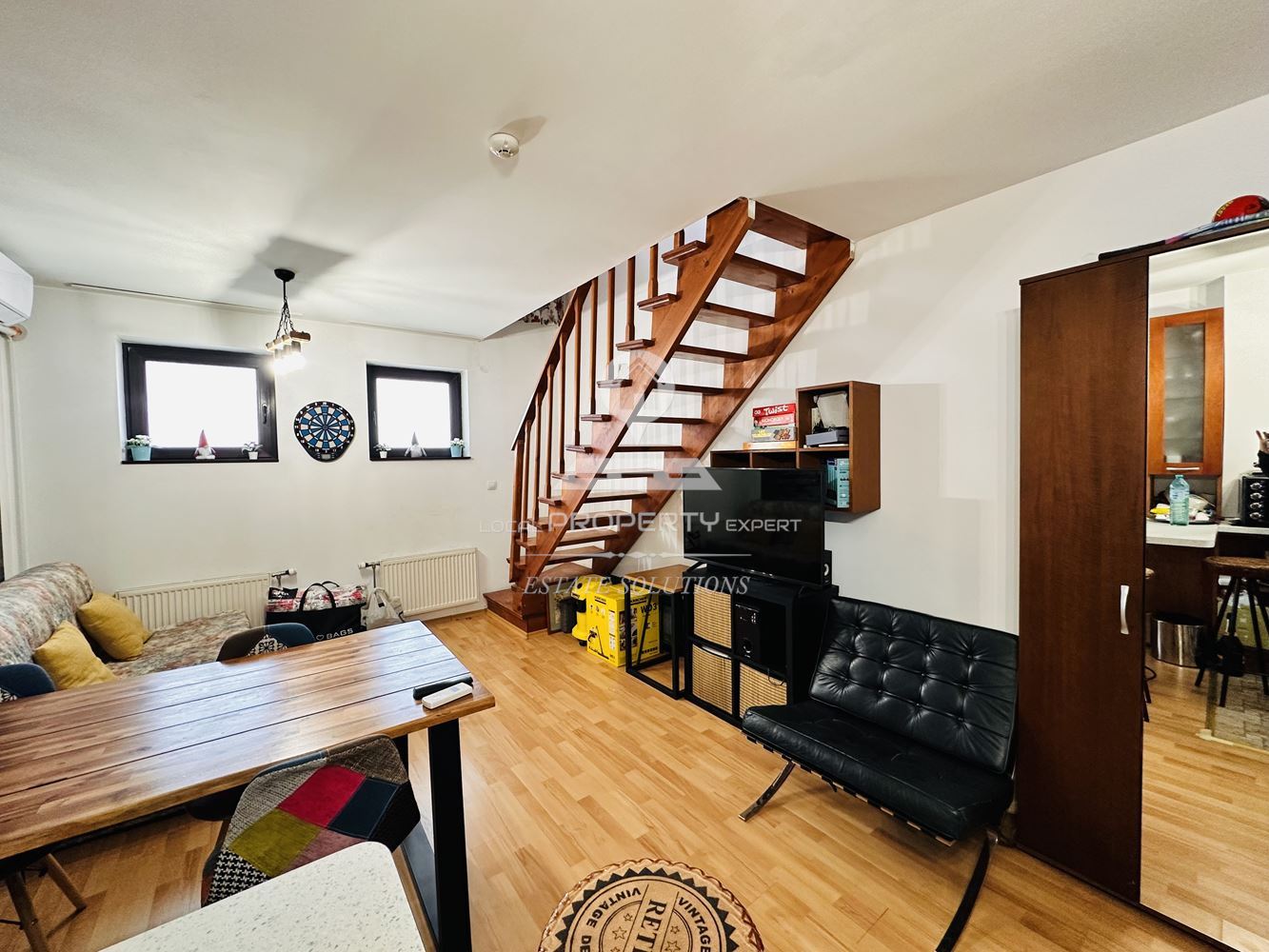 НАПЪЛНО ОБЗАВЕДЕН ДВУСТАЕН АПАРТАМЕНТ В СГРАДА "MAUNTAIN PARADISE" 1, УЛ. МУРАТОВО ЕЗЕРО, КВ. ГЛАЗНЕ, ГР. БАНСКО. - 0