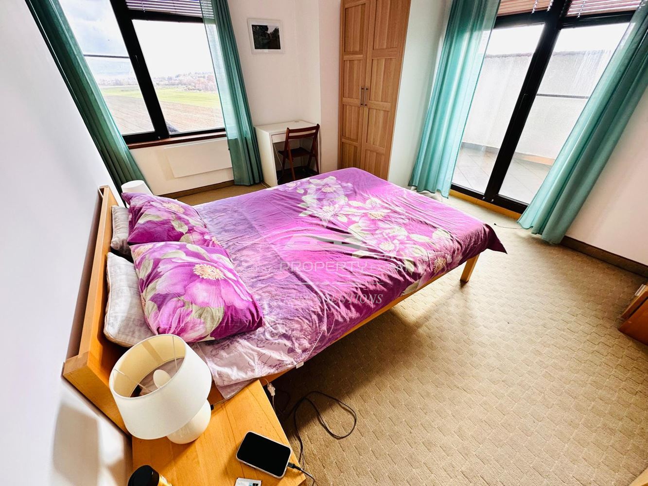 НАПЪЛНО ОБЗАВЕДЕН ТРИСТАЕН, ЮЖЕН АПАРТАМЕНТ В КОМПЛЕКС "ТРИ ПЛАНИНИ", ГР. РАЗЛОГ. - 0