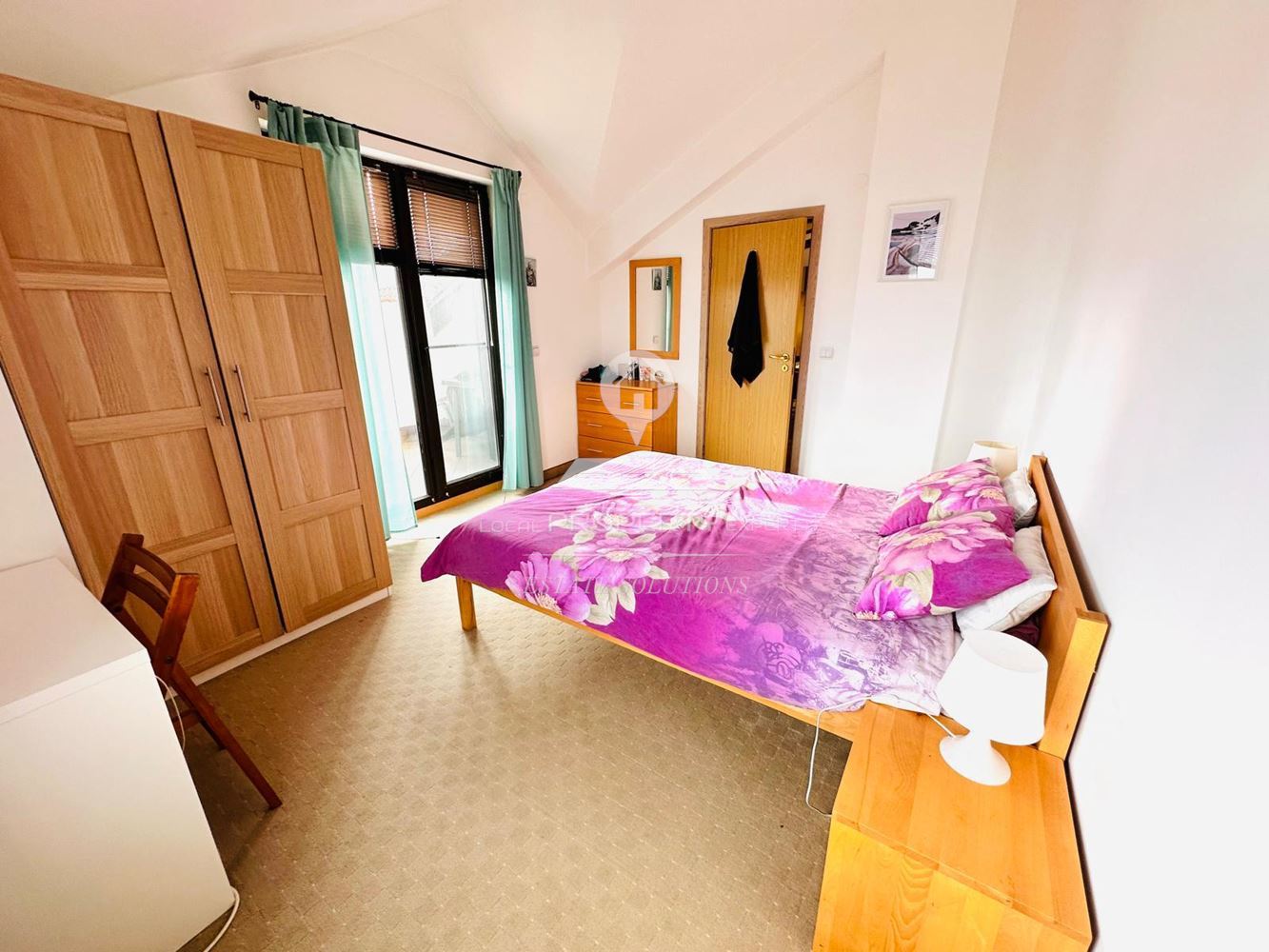 НАПЪЛНО ОБЗАВЕДЕН ТРИСТАЕН, ЮЖЕН АПАРТАМЕНТ В КОМПЛЕКС "ТРИ ПЛАНИНИ", ГР. РАЗЛОГ. - 0