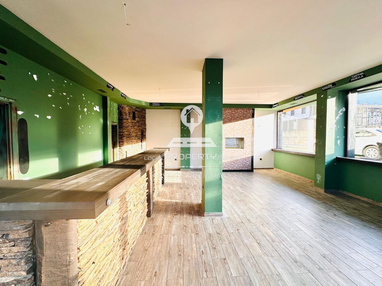 ТЪРГОВСКО ПОМЕЩЕНИЕ ЗА ПРОДАЖБА НА МЕТРИ ОТ ЛИФТА, УЛ. "ПИРИН", КВ. ГРАМАДЕТО, ГР. БАНСКО. - 0