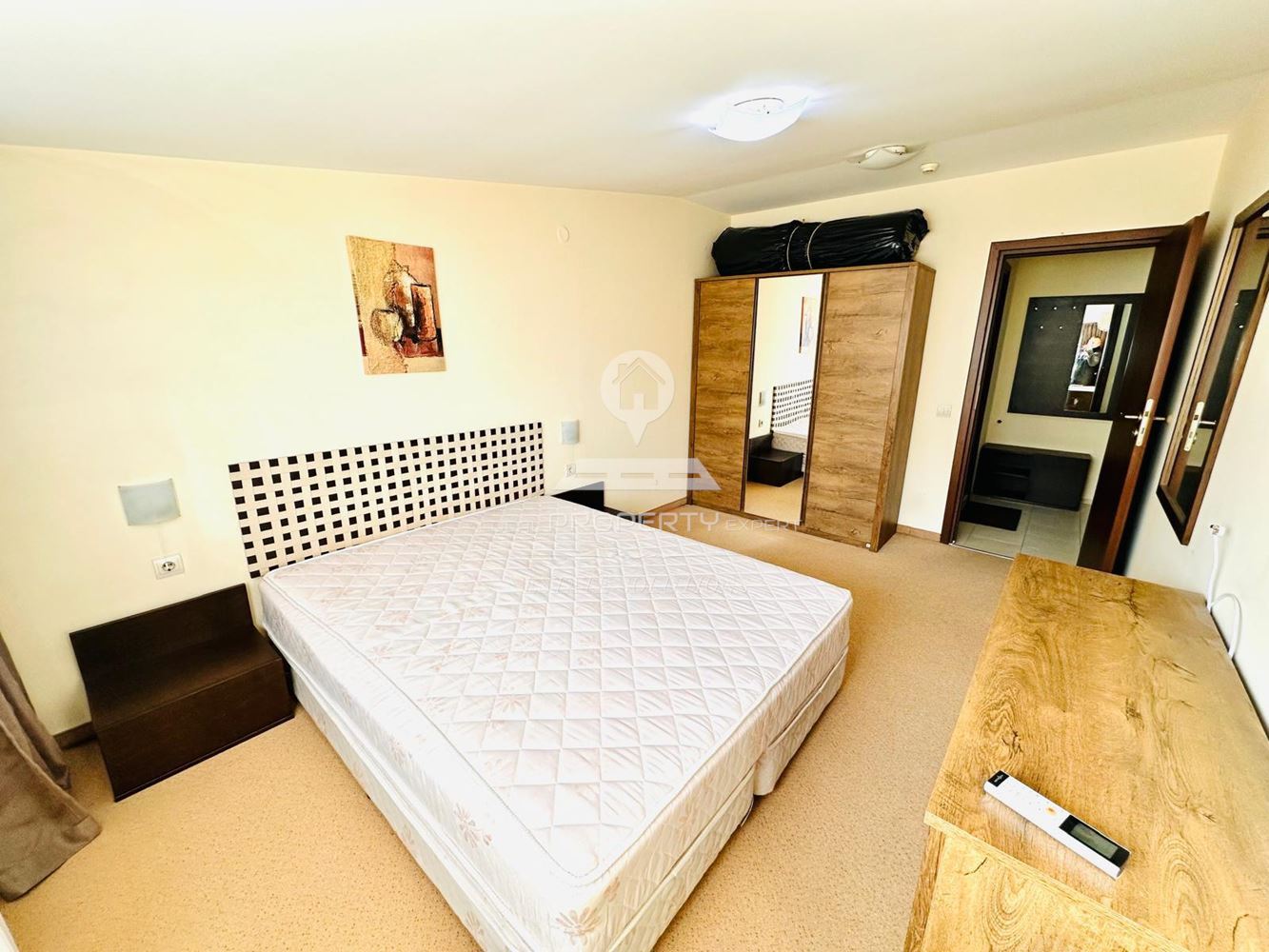 УЮТЕН, НАПЪЛНО ОБЗАВЕДЕН ДВУСТАЕН АПАРТАМЕНТ ПОД НАЕМ С ПАНОРАМНА ГЛЕДКА КЪМ ПИРИН, М СВ. ИВАН РИЛСКИ, ГР. БАНСКО. - 0