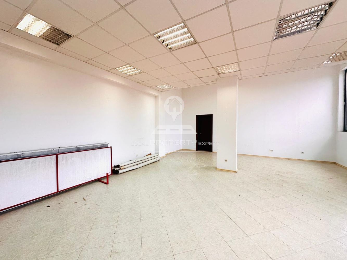 ТЪРГОВСКО ПОМЕЩЕНИЕ С ТОП ЛОКАЦИЯ, УЛ. ПИРИН 127, М. ГРАМАДЕТО, ГР. БАНСКО. - 0