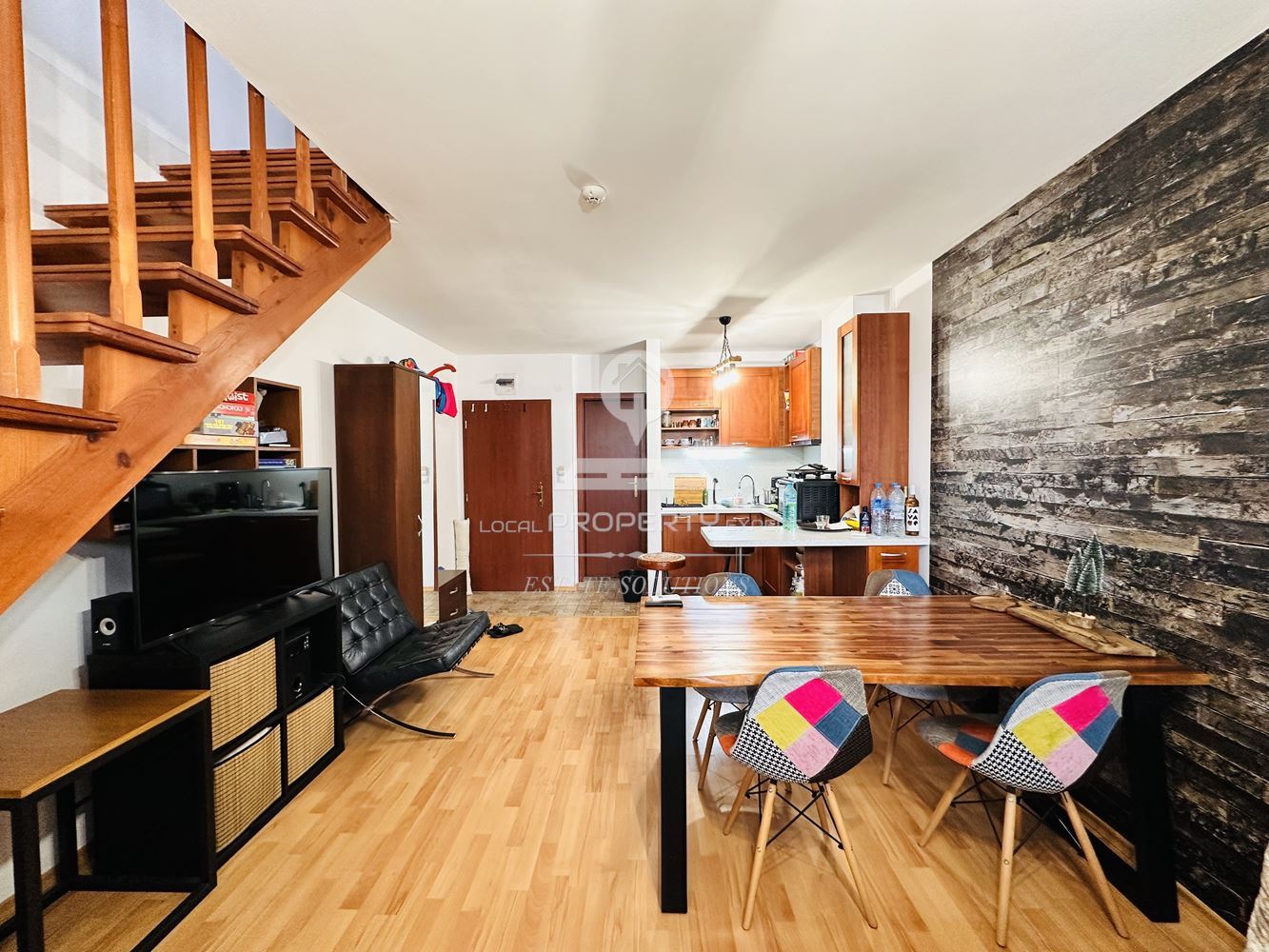 НАПЪЛНО ОБЗАВЕДЕН ДВУСТАЕН АПАРТАМЕНТ В СГРАДА "MAUNTAIN PARADISE" 1, УЛ. МУРАТОВО ЕЗЕРО, КВ. ГЛАЗНЕ, ГР. БАНСКО. - 0