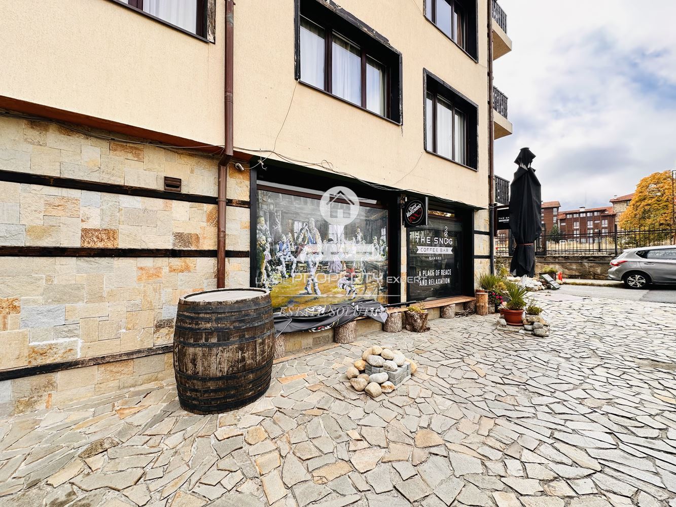 ТЪРГОВСКО ПОМЕЩЕНИЕ ЗА ПРОДАЖБА НА МЕТРИ ОТ ЛИФТА, УЛ. "ПИРИН", КВ. ГРАМАДЕТО, ГР. БАНСКО. - 0