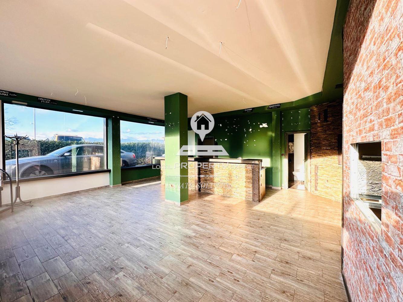 ТЪРГОВСКО ПОМЕЩЕНИЕ ЗА ПРОДАЖБА НА МЕТРИ ОТ ЛИФТА, УЛ. "ПИРИН", КВ. ГРАМАДЕТО, ГР. БАНСКО. - 0