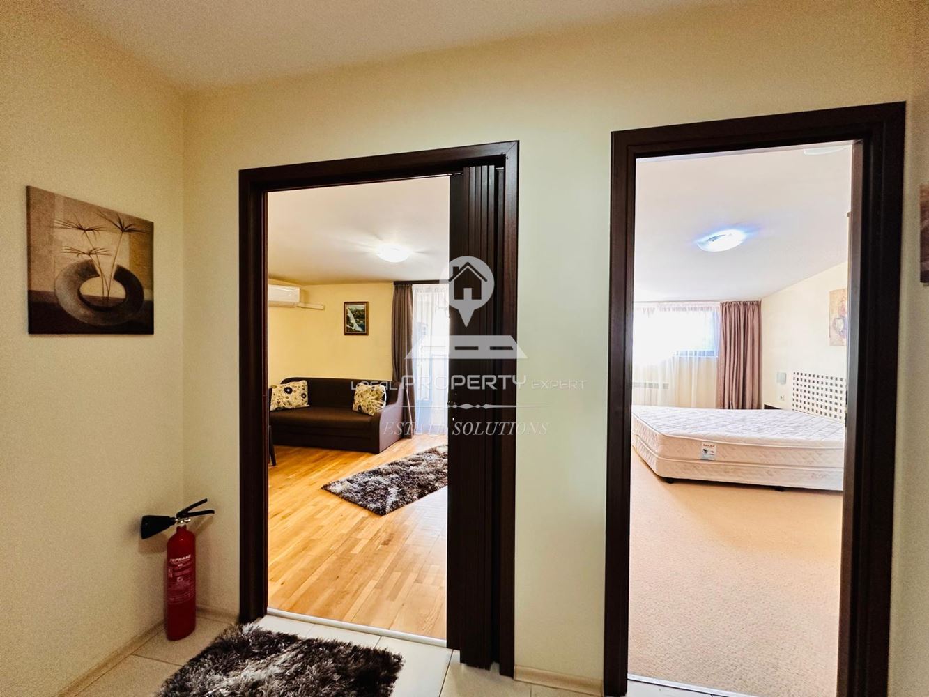 УЮТЕН, НАПЪЛНО ОБЗАВЕДЕН ДВУСТАЕН АПАРТАМЕНТ ПОД НАЕМ С ПАНОРАМНА ГЛЕДКА КЪМ ПИРИН, М СВ. ИВАН РИЛСКИ, ГР. БАНСКО. - 0