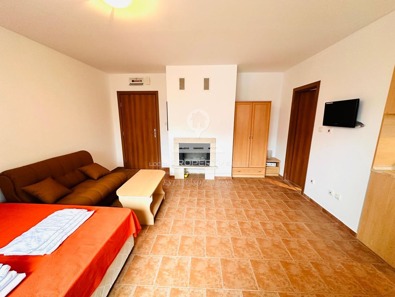 ОБЗАВЕДЕНО СТУДИО ПОД НАЕМ В ЖИЛИЩНА СГРАДА "СТАРИЯТ ХАН", М. ГРАМАДЕТО ГР.БАНСКО - 0