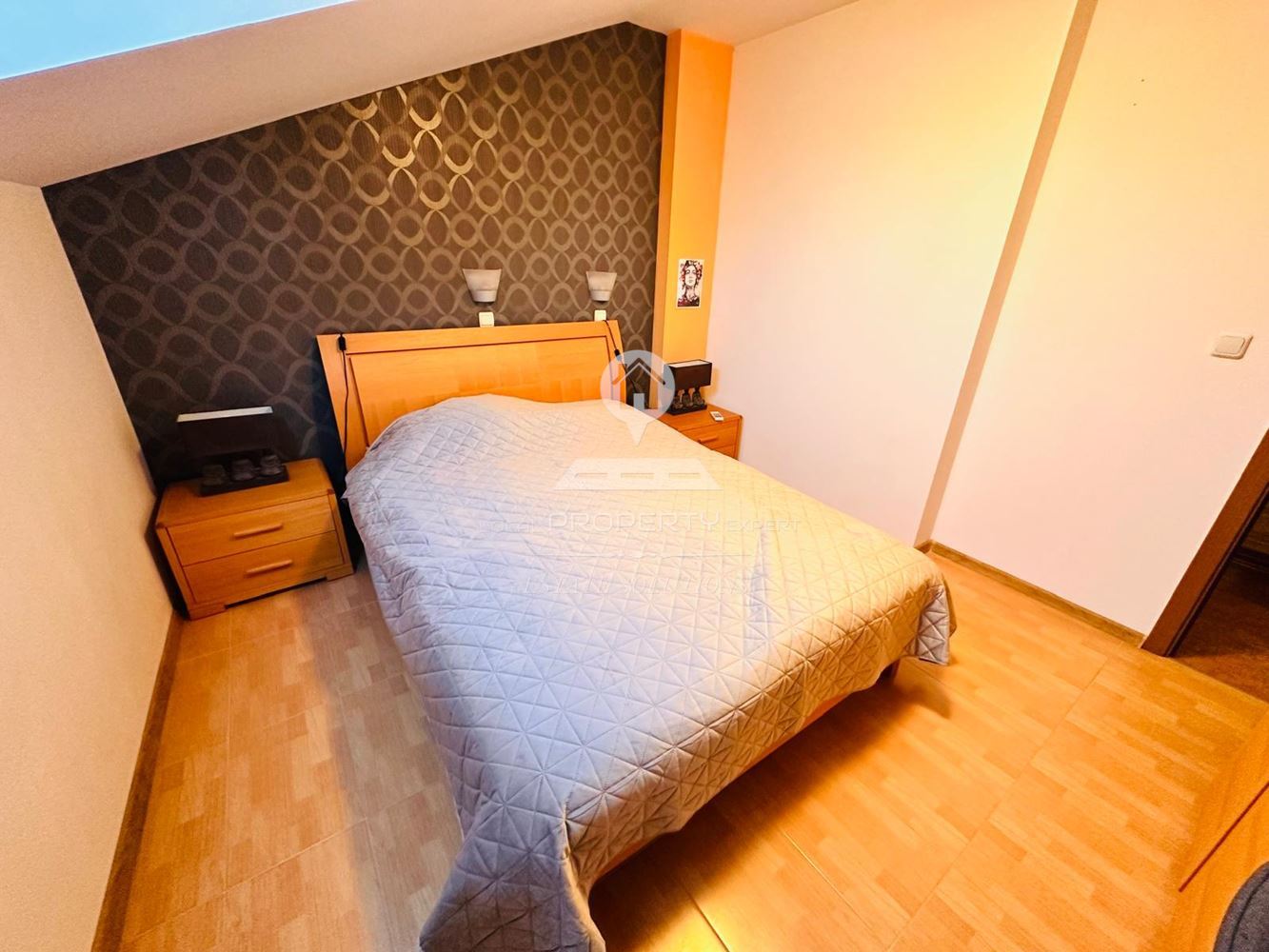 ЮЖЕН ОБЗАВЕДЕН ТРИСТАЕН АПАРТАМЕНТ ПОД НАЕМ В ЖИЛИЩНА СГРАДА "ПРЕСПА", М. ГРАМАДЕТО, ГР. БАНСКО. - 0