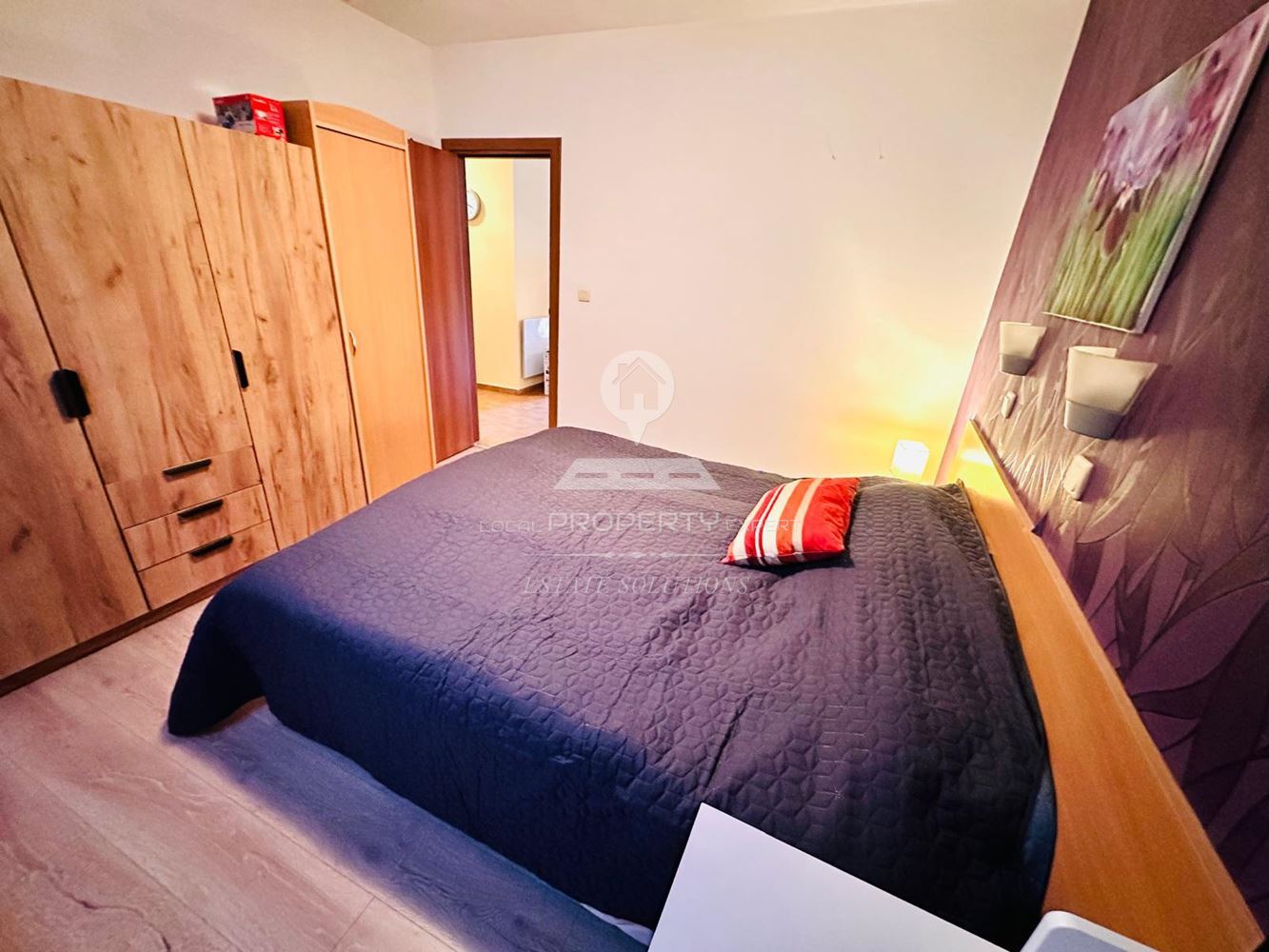 ЮЖЕН ОБЗАВЕДЕН ТРИСТАЕН АПАРТАМЕНТ ПОД НАЕМ В ЖИЛИЩНА СГРАДА "ПРЕСПА", М. ГРАМАДЕТО, ГР. БАНСКО. - 0