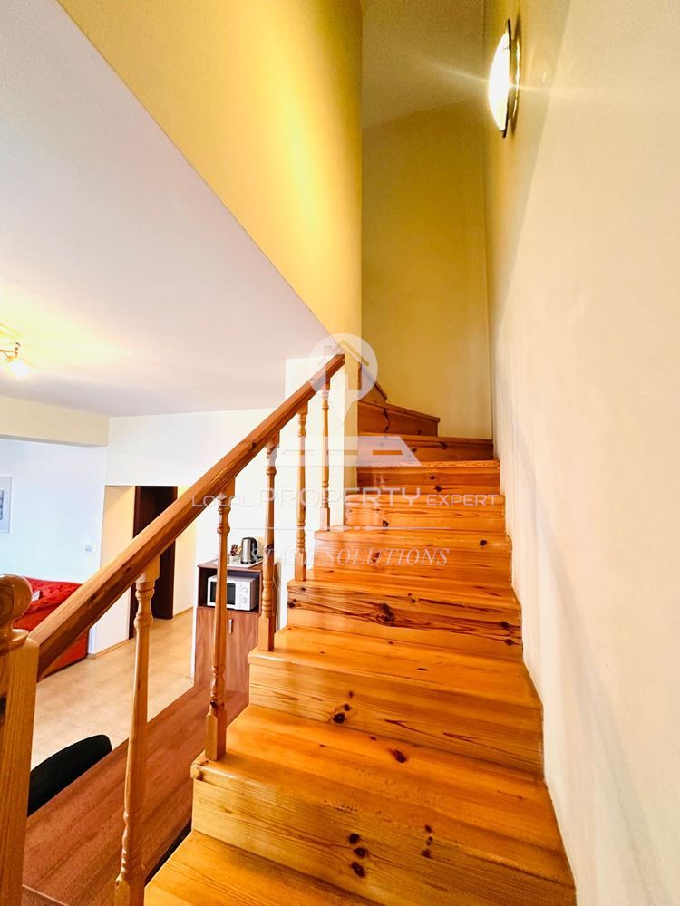 НАПЪЛНО ОБЗАВЕДЕНА ЕДНОФАМИЛНА КЪЩА НА ДВА ЕТАЖА, ПОД НАЕМ В КОМЛЕКС "PINE ROSE", МЕСТНОСТА "СВЕТИ ИВАН", ГР. БАНСКО. - 0