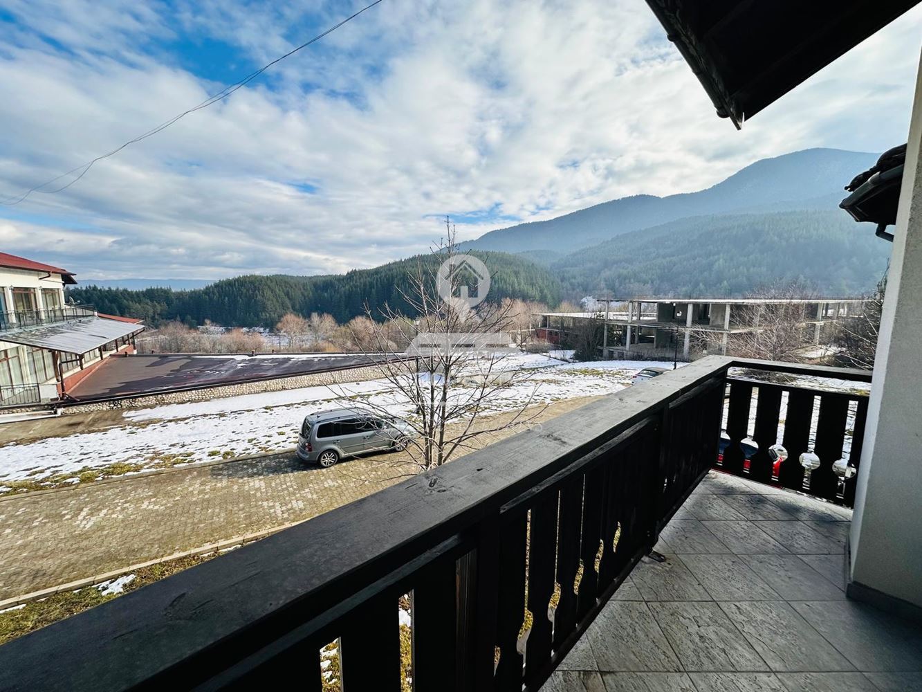 НАПЪЛНО ОБЗАВЕДЕНА КЪЩА С ТРИ СПАЛНИ ПОД НАЕМ В КОМЛЕКС "PINE ROSE", МЕСТНОСТА "СВЕТИ ИВАН", ГР. БАНСКО. - 0