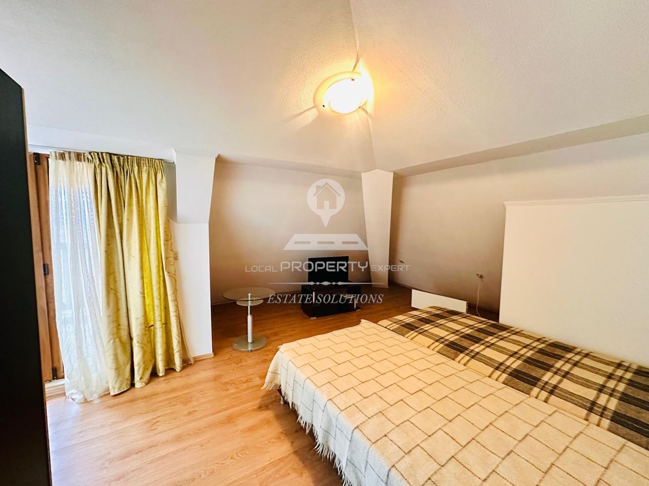 НАПЪЛНО ОБЗАВЕДЕН ТРИСТАЕН МЕЗОНЕТ ПОД НАЕМ В РАЙОНА НА ЕКОНТ, УЛ. ВАСИЛ КЪНЧЕВ 1, ГР. БАНСКО. - 0