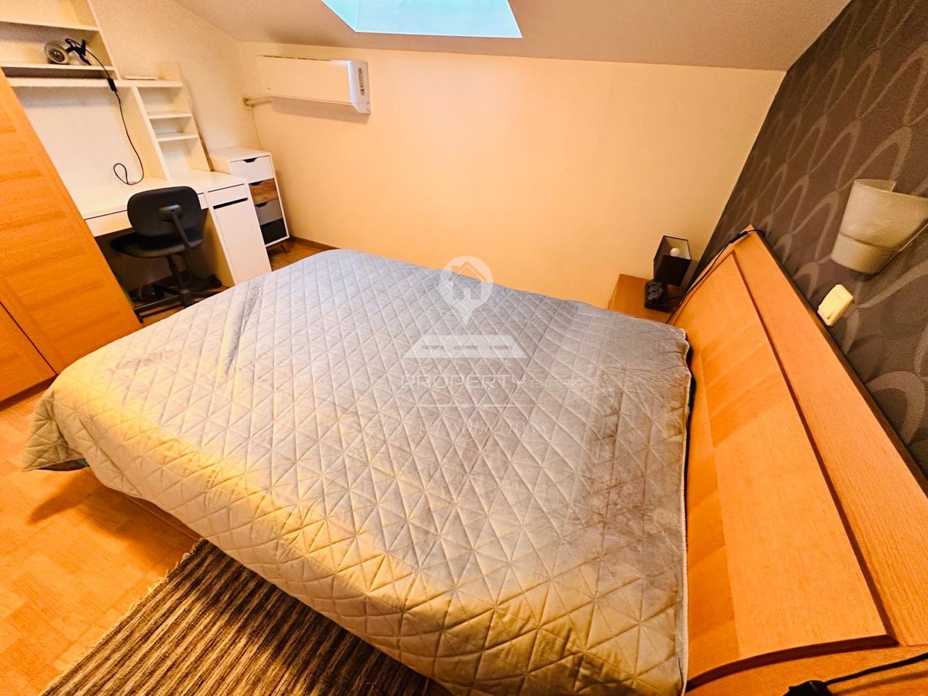 ЮЖЕН ОБЗАВЕДЕН ТРИСТАЕН АПАРТАМЕНТ ПОД НАЕМ В ЖИЛИЩНА СГРАДА "ПРЕСПА", М. ГРАМАДЕТО, ГР. БАНСКО. - 0