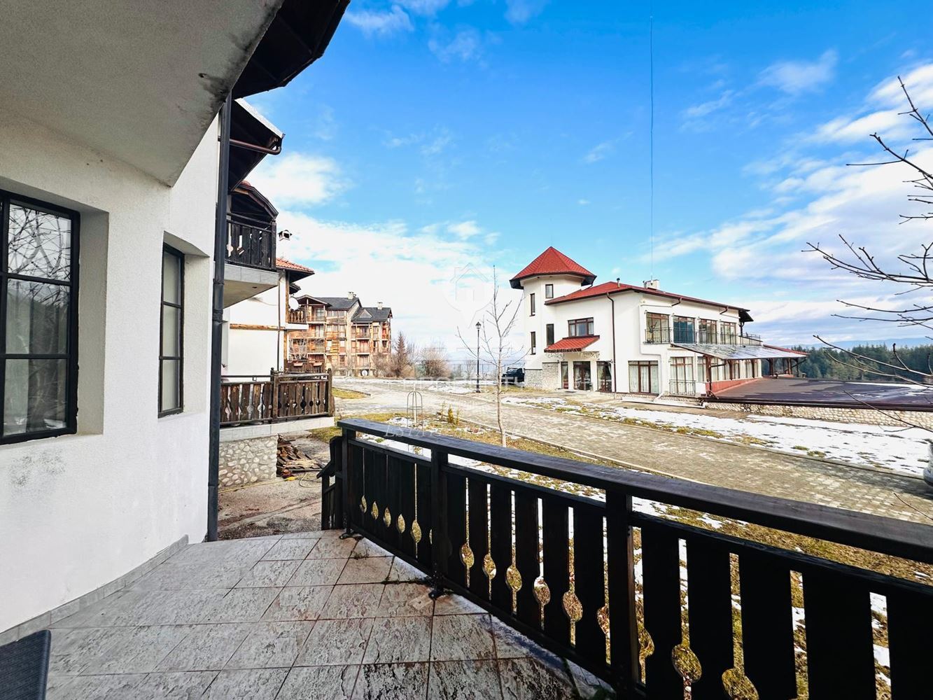 НАПЪЛНО ОБЗАВЕДЕНА КЪЩА С ТРИ СПАЛНИ ПОД НАЕМ В КОМЛЕКС "PINE ROSE", МЕСТНОСТА "СВЕТИ ИВАН", ГР. БАНСКО. - 0