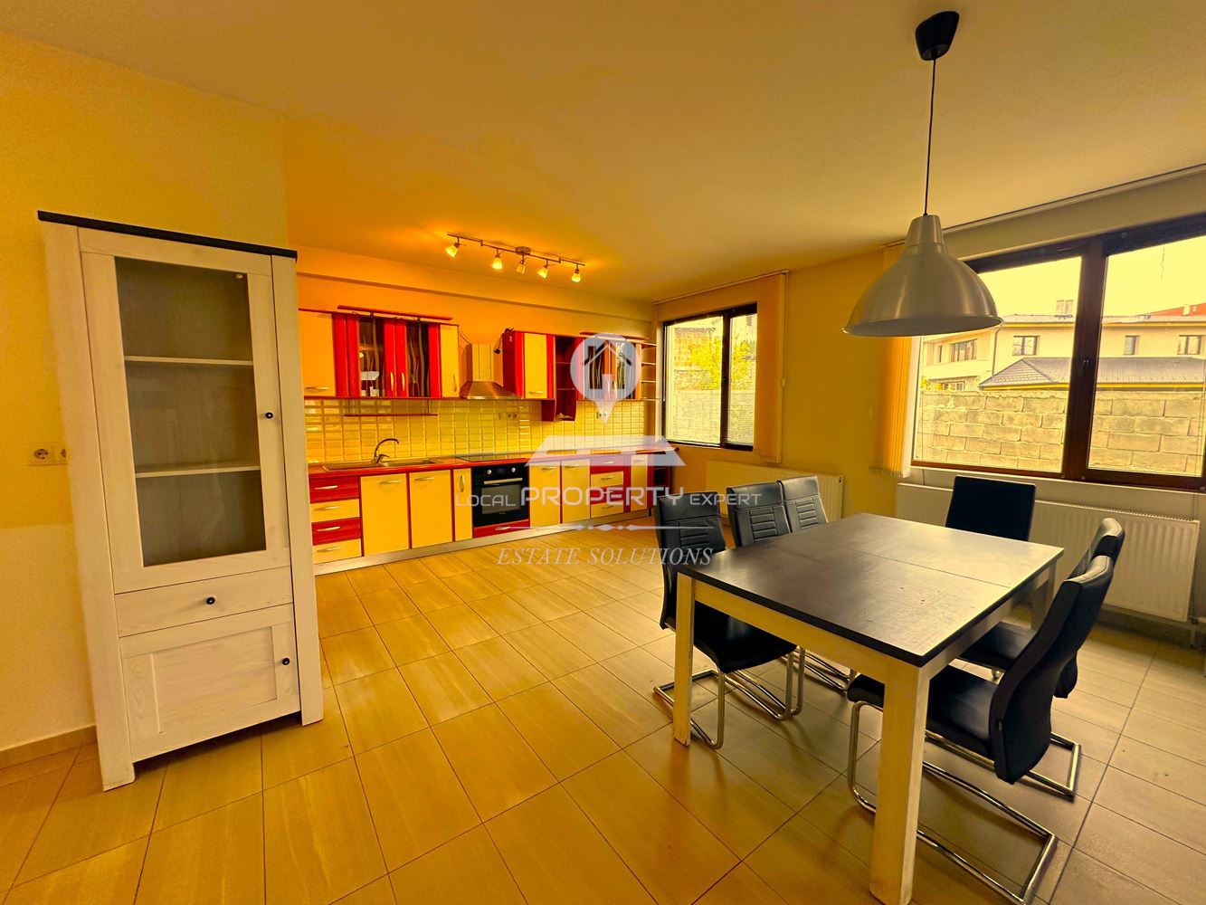 ЕДНОФАМИЛНА КЪЩА С ПРОСТОРЕН ДВОР И ТОП ЛОКАЦИЯ - ИДЕАЛЕН ЦЕНТЪР НА СЕЛО БАНЯ. - 0