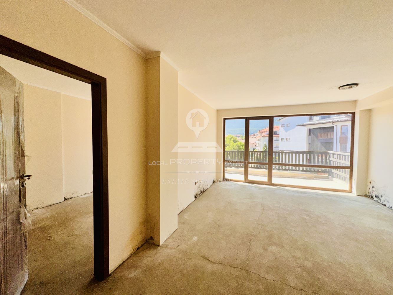 ПРОСТОРЕН ЧЕТИРИСТАЕН ЮЖЕН АПАРТАМЕНТ В ЖИЛИЩНА СГРАДА "ORCHARD" ГР.БАНСКО - 0